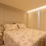 Apto Confortavel Com Wi-fi E Churrasqueira Apartamento